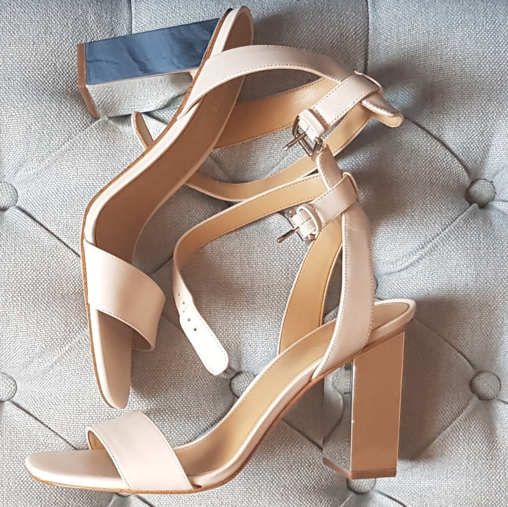 Michael Kors Leather Sandals Cream Sz 8 - Picture 4 of 9